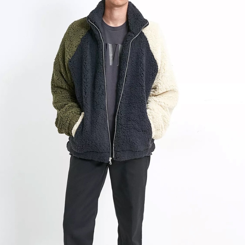 UO Colourblock Cosy Sherpa Ski Jacket Men’s XL